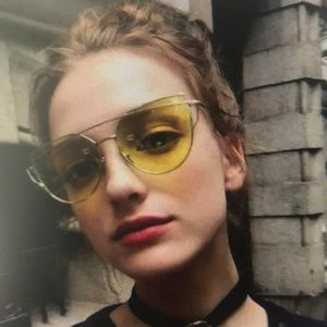 Meet your Posher, Irene